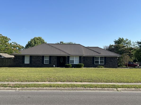 1240 Desert Storm Dr