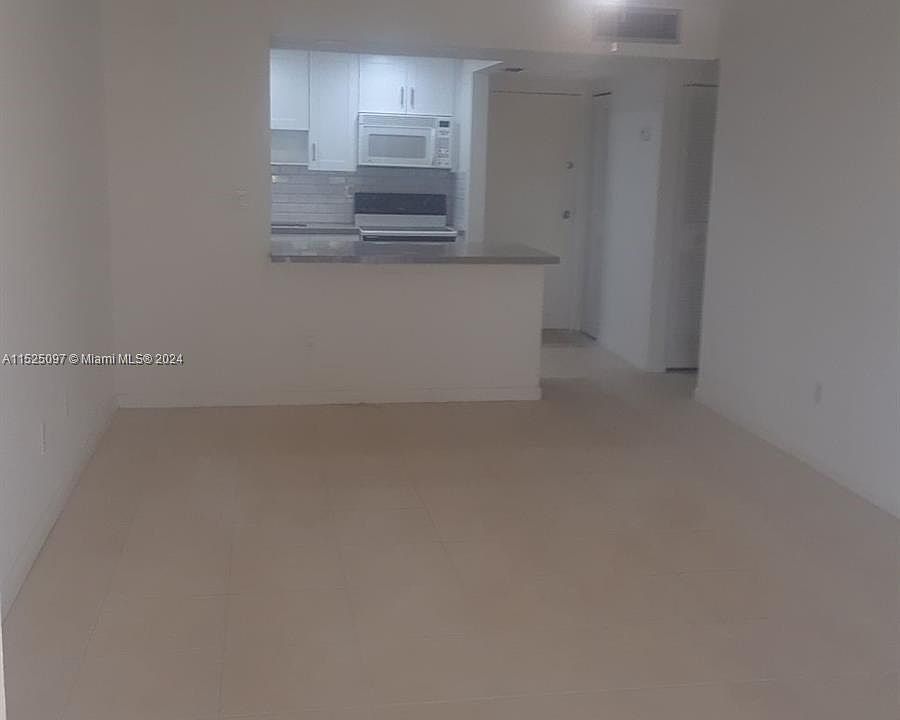 Promenade At Kendale Lakes Condominiums 14525 SW 88th St Miami FL