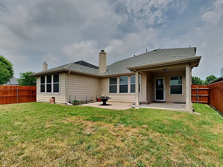 9045 Trail Blazer Dr — Photo 24