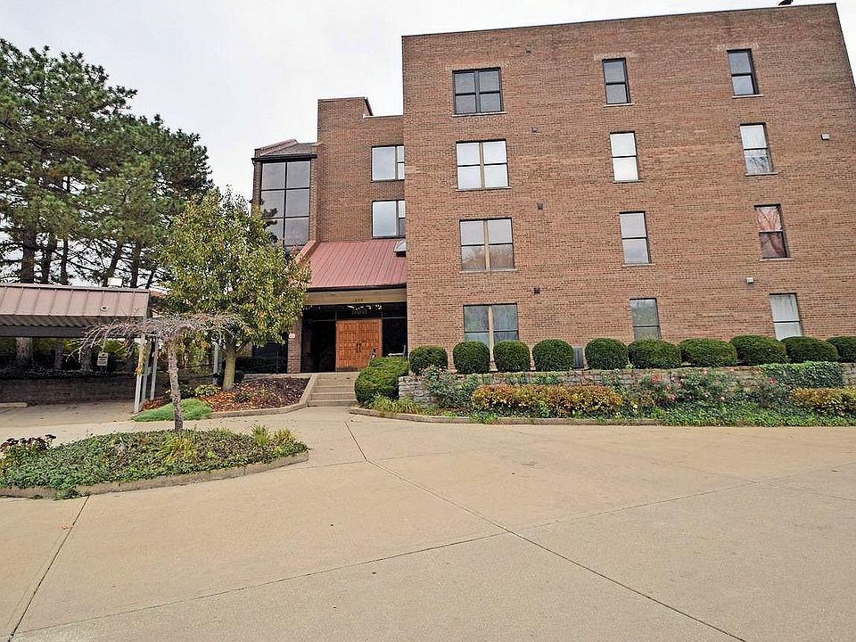 1st image of 500 Mount Hope Ave Unit 403