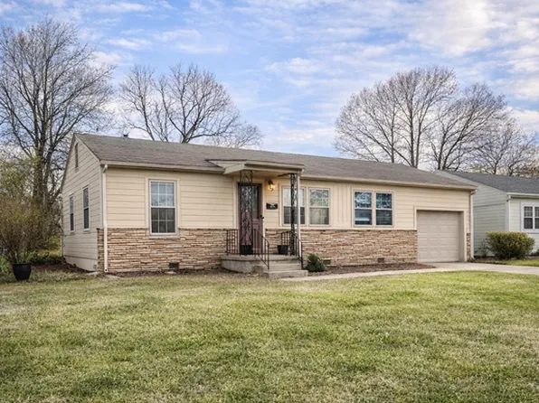 7836 E King Pl, Tulsa, OK 74115