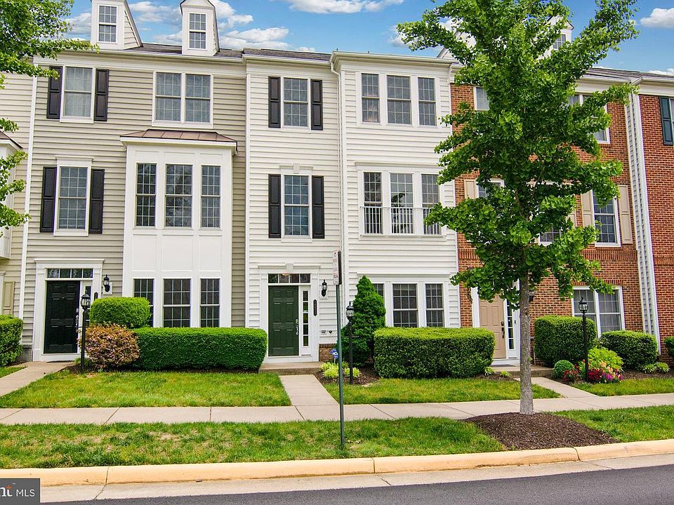 1st image of 14631 Weeburn Way