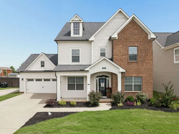 807 Sapphire Dr, Murfreesboro, TN 37128