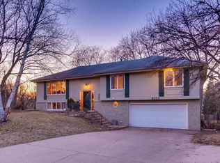 5404 Valley Ln, Edina, MN 55439