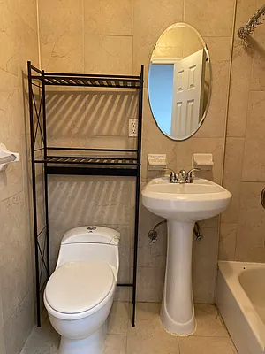 Rented by Hagstrom Management Inc | media 9