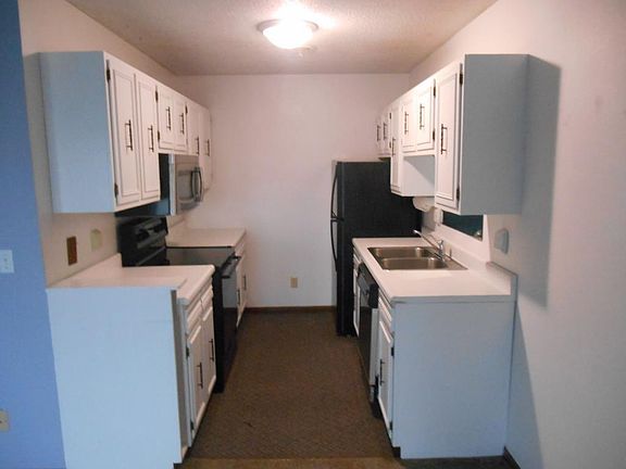 4th image of 5668 Southshore Dr Unit 5