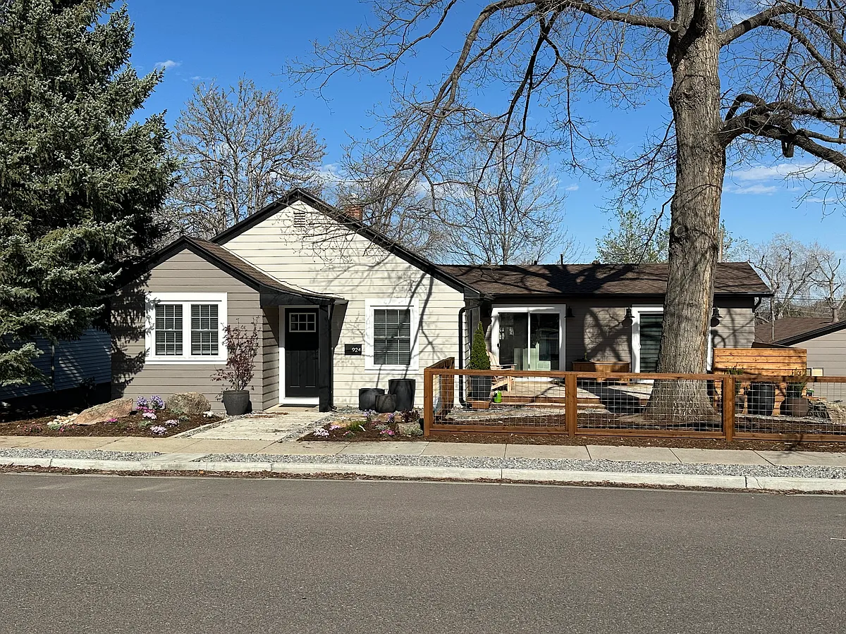 Building Photo - 924 McKinley Ave