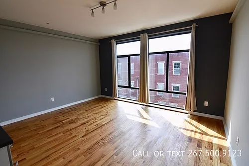 535 Budd St #3D Photo 1