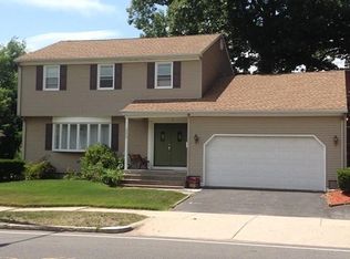 382 Springfield St, Springfield, MA 01107