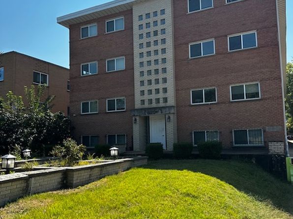 3516 Russell Blvd #13