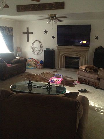 2nd image of 1132 Crescent Dr