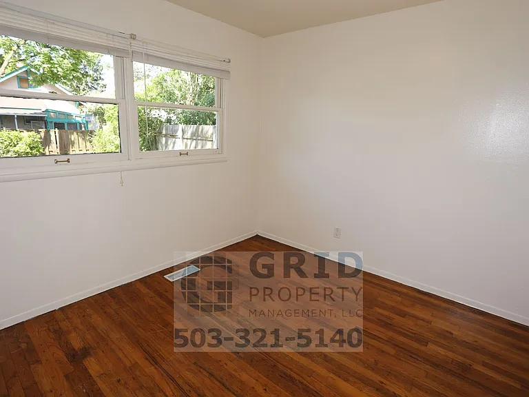 4639 SE 75th Ave — Photo 10