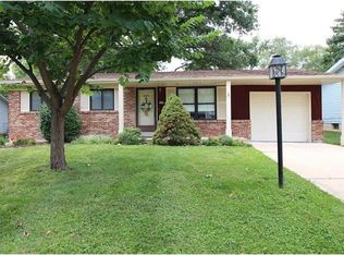 449 Fairview Ct, Ballwin, MO 63021