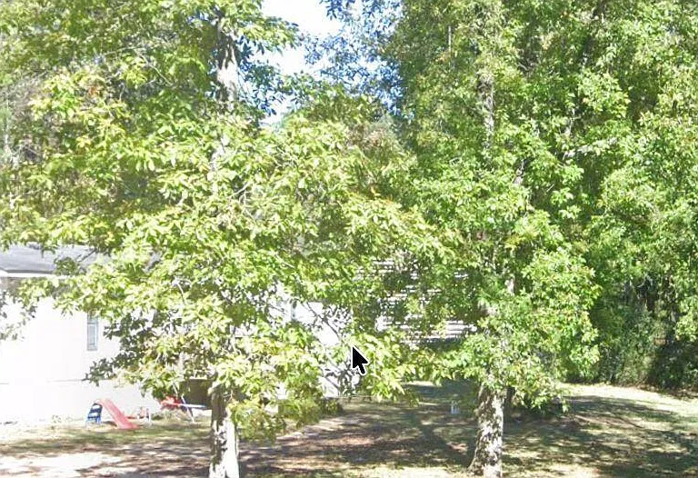 130 Gadsden Ave — Photo 3