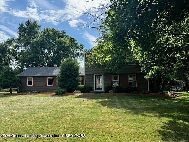 1st image of 3605 E Hiawatha Dr