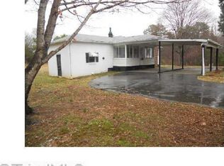 1815 Henley Ctry Rd, Randleman, NC 27317