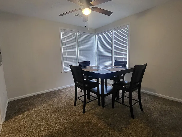 4015 Lakewood Dr — Photo 26