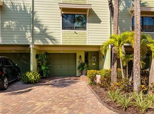 505 Sandy Hook Rd #505, Treasure Island, FL 33706
