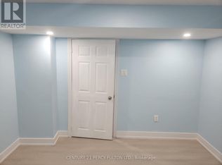 1056 Suddard Ave, Oshawa, ON L1K0Y7