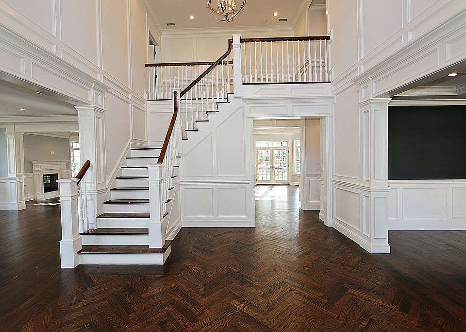 1st image of 15 Cypress Ln