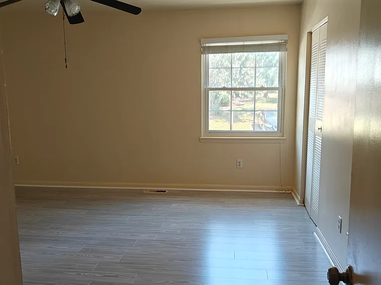 8816 Hunter Ridge Dr — Photo 8