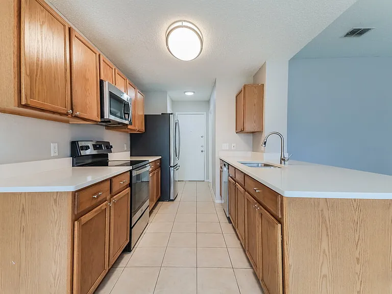 3317 Bentgate Ct — Photo 10
