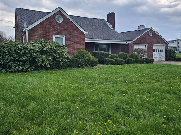 426 15th Ave, Beaver Falls, PA 15010