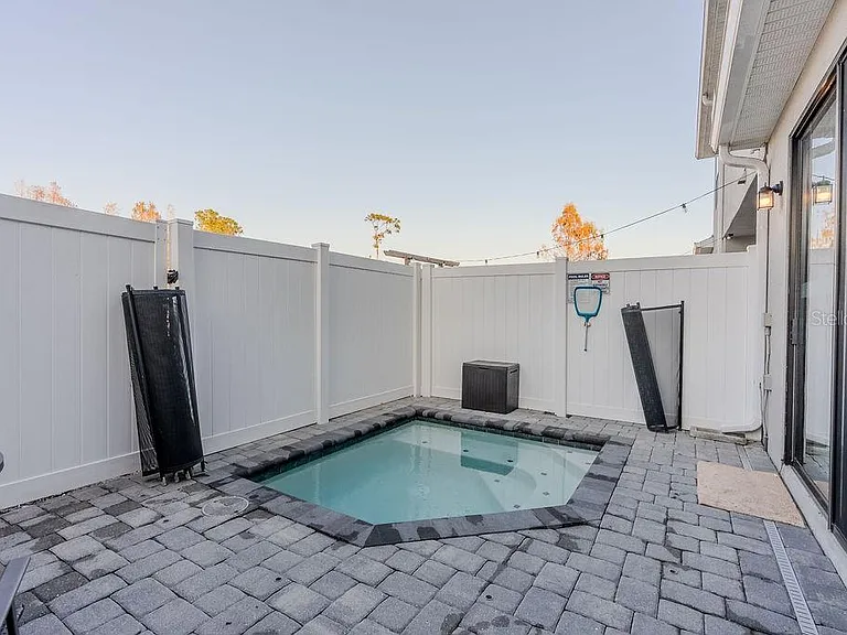 4742 Terra Esmeralda Dr — Photo 2