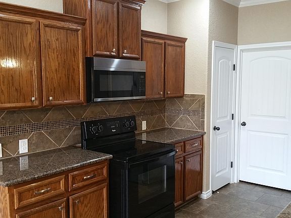 Kitchen (1)
