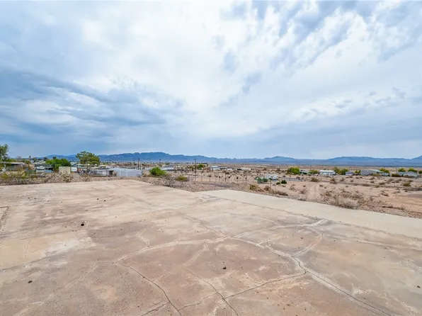 5095 El Mirage Pl, Topock, AZ 86436