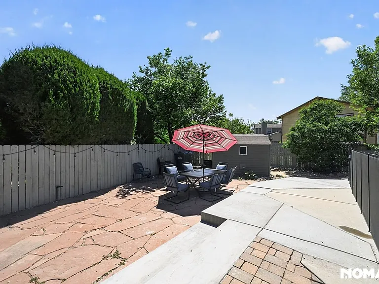 6913 Wolff St — Photo 9