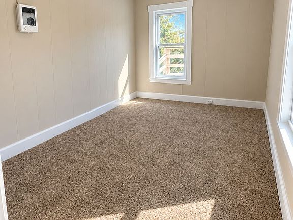 4th image of 113 Spruce St #2-R