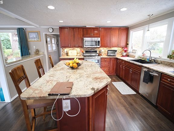 4th image of 70214 Lakewood Rd