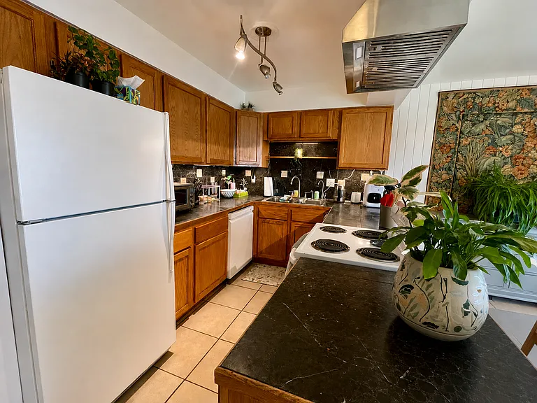 6495 Happy Canyon Rd #67 — Photo 5