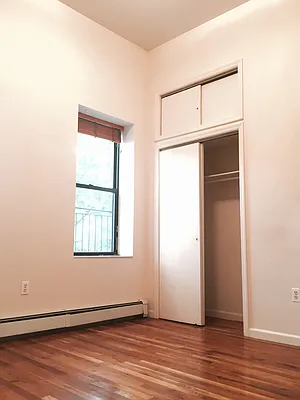 Rented by Sunrise Real Estate | media 30