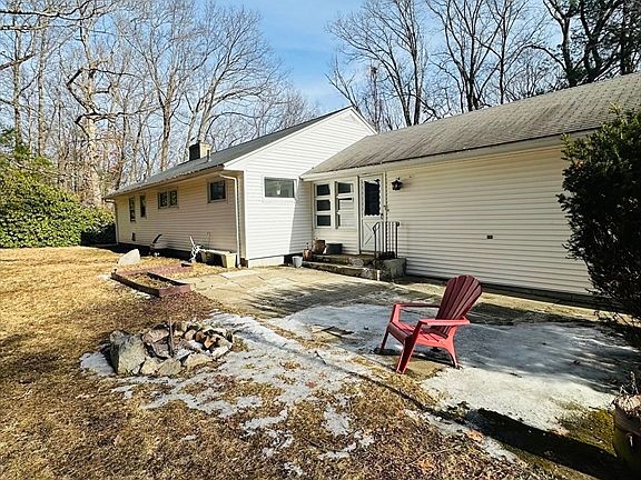4th image of 234 Bryn Mawr Ave