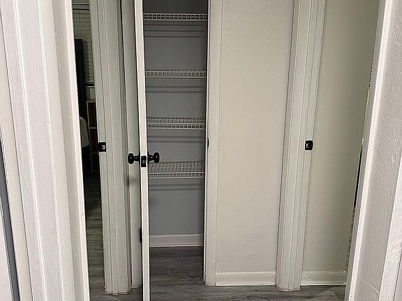 5th image of 3924 SW 26th Dr #3