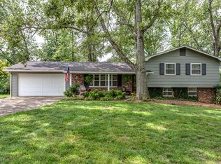 5703 Chesswood Dr, Knoxville, TN 37912