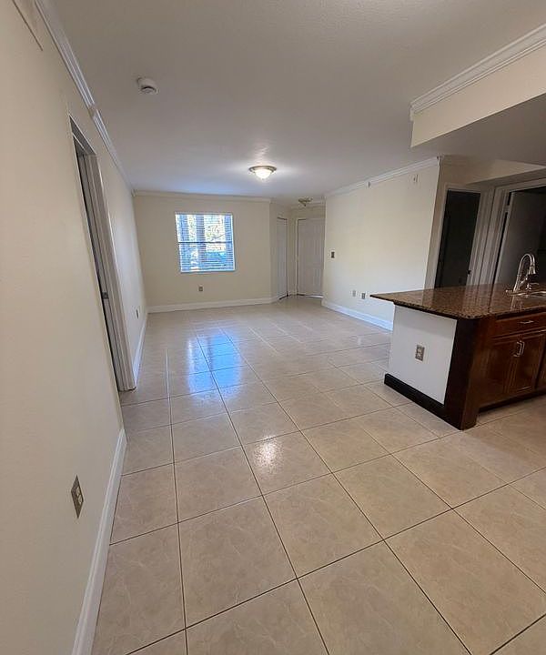 1st image of 3020 Parkway Blvd APT 103