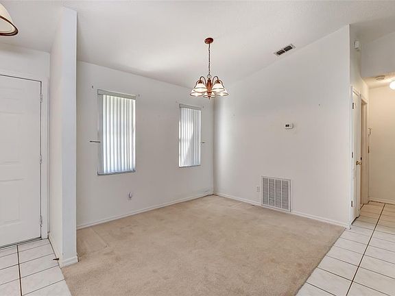3rd image of 2016 Quail Hollow Dr