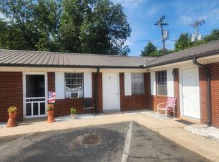 516 E Charles St APT 4, Matthews, NC 28105