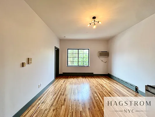 Rented by Hagstrom Management Inc | media 8
