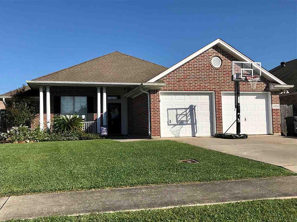 1st image of 2838 Meadowbrook Ln