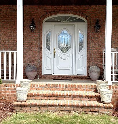 2nd image of 531 Oak Knoll Dr