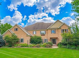 5556 Surrey Ln, Waunakee, WI 53597