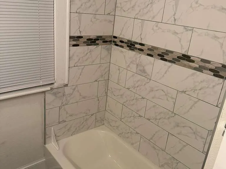 1004 Hugo St — Photo 12