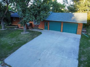 504 E Franklin Ave, Kennedy, MN 56733