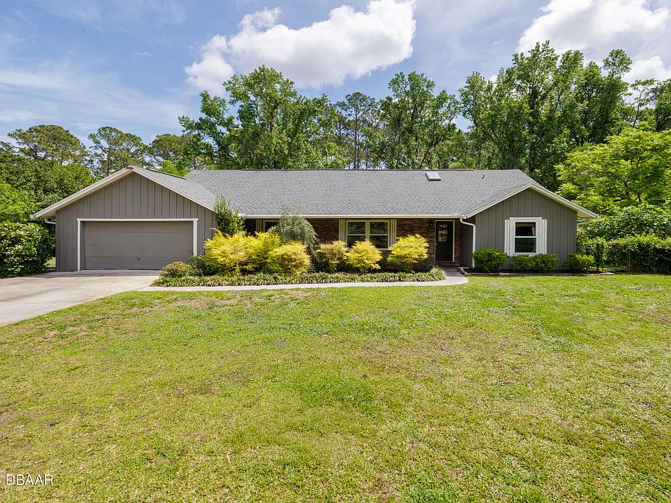 1st image of 379 Oak Ridge Rd
