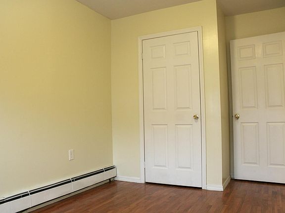 5th image of 761 Williams Ave #3