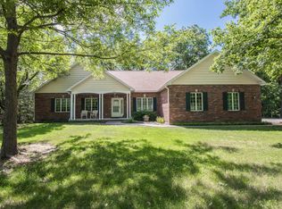 2411 S Lizzie Ln, Rocheport, MO 65279